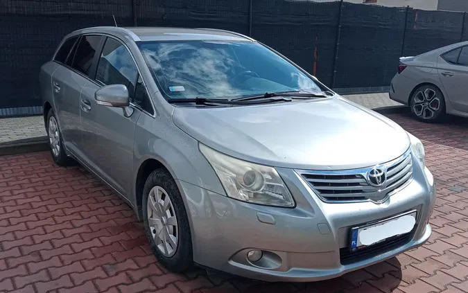 toyota avensis Toyota Avensis cena 39000 przebieg: 209000, rok produkcji 2010 z Świętochłowice